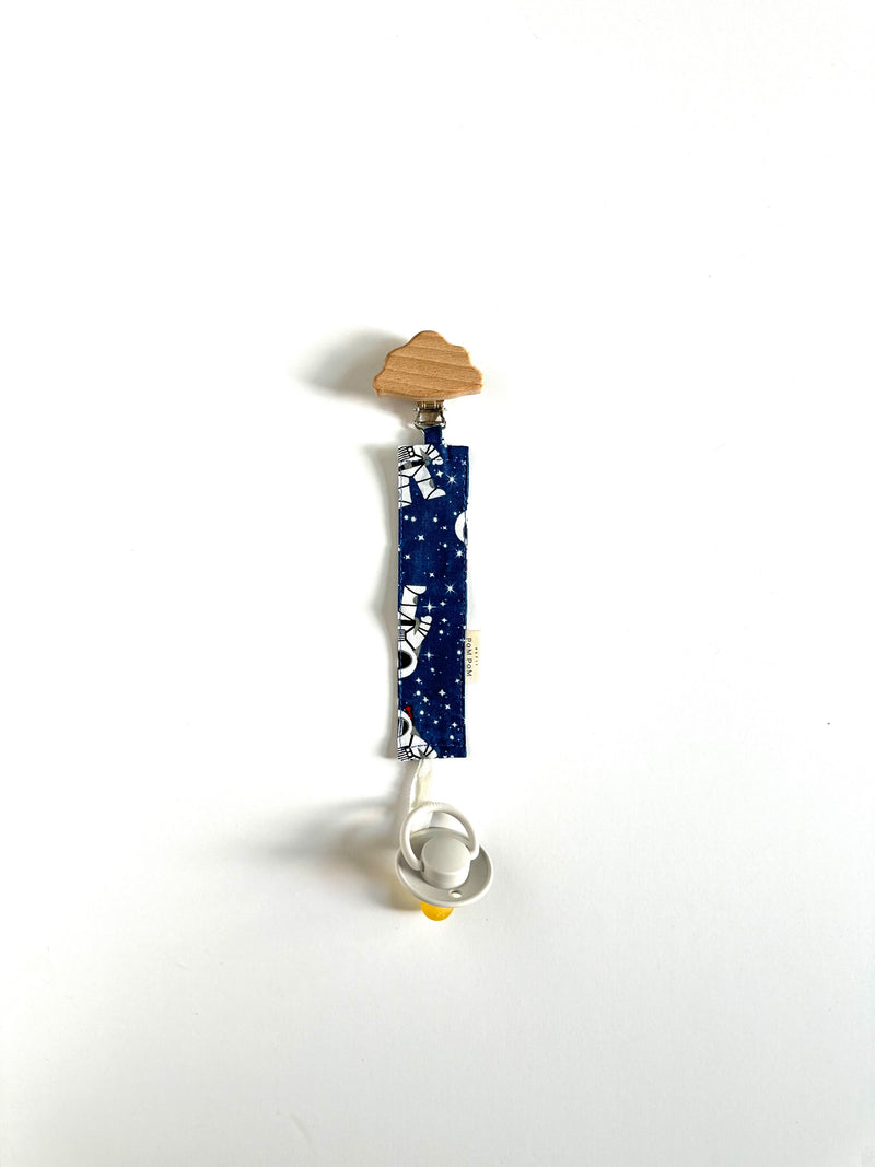 Pacifier Clip Cloud Wood | Blue Astronaut