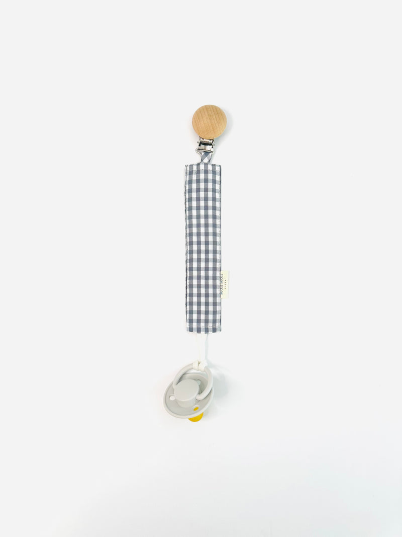 Pacifier Clip Round Wood | Grey Gingham - Petit Pom Pom