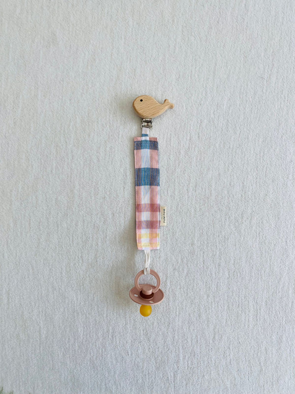 Pacifier Clip Whale | Plaid - Petit Pom Pom